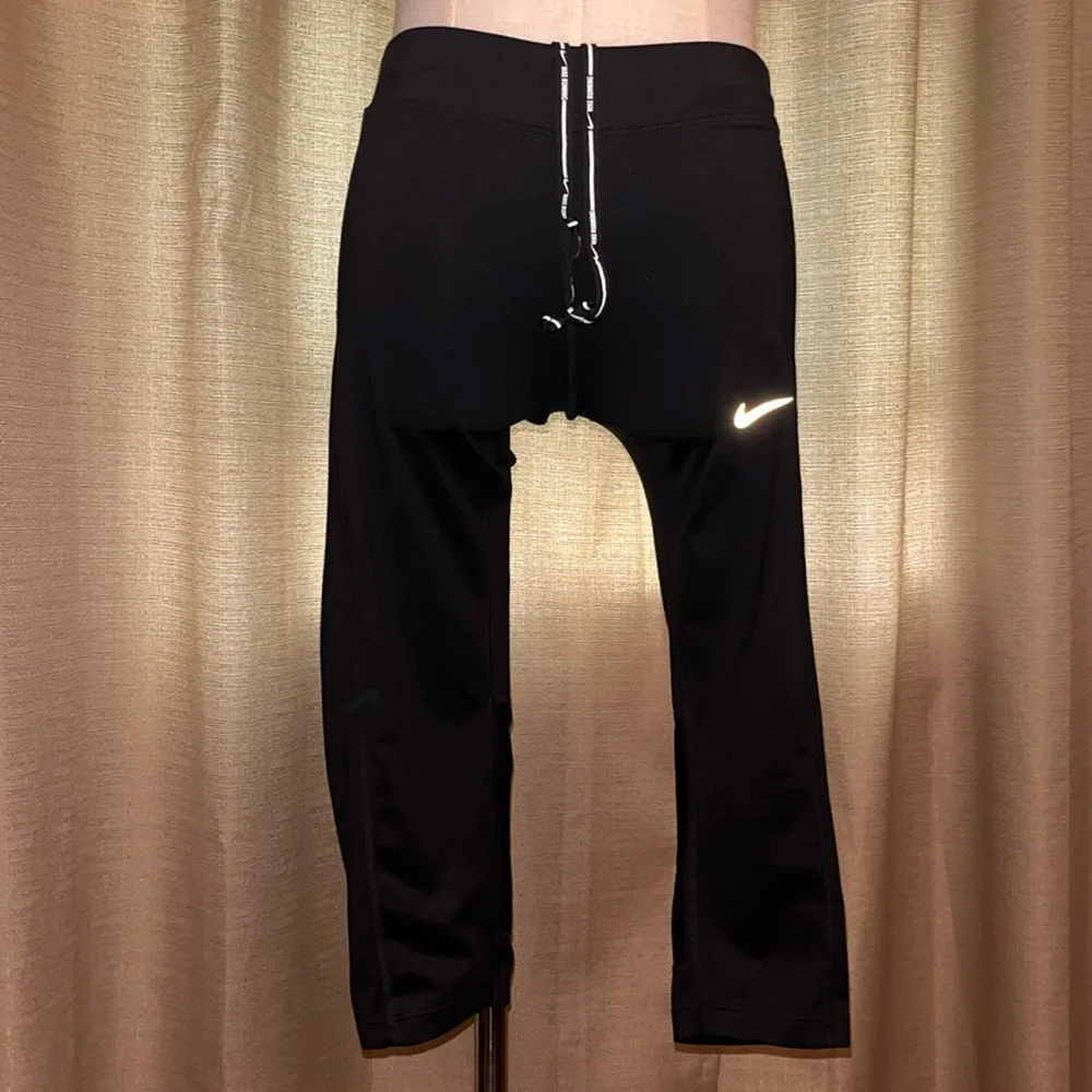 Nike Black Dri Fit Running Capri Stretch Waist Womens Small